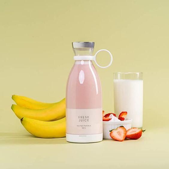 Mini Juice Blender (Portable and rechargeable)